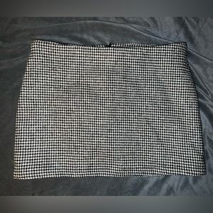 Brandy Melville plaid skirt